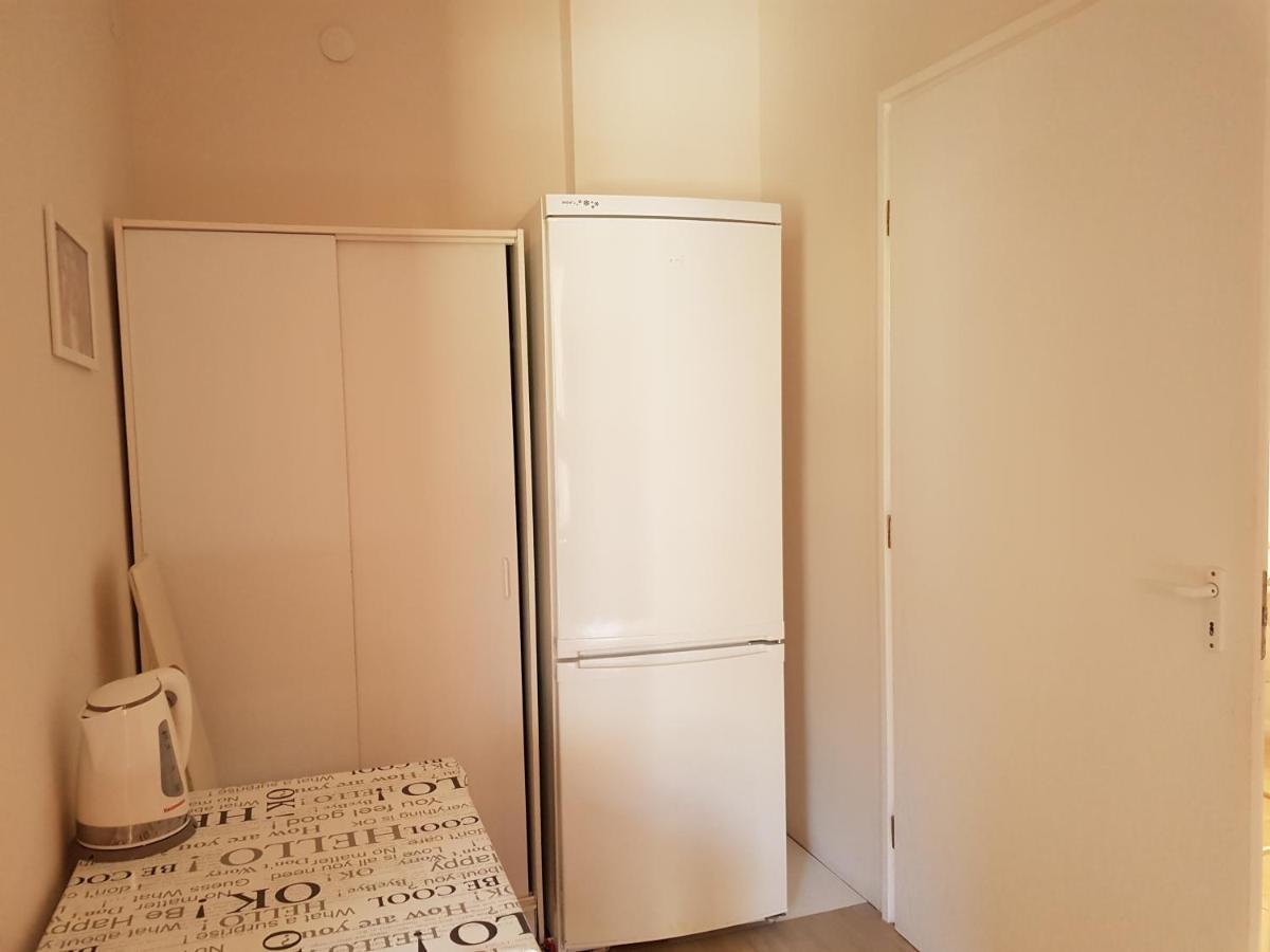 Crystal Es Susanne Panzio Bed & Breakfast Siofok Ngoại thất bức ảnh
