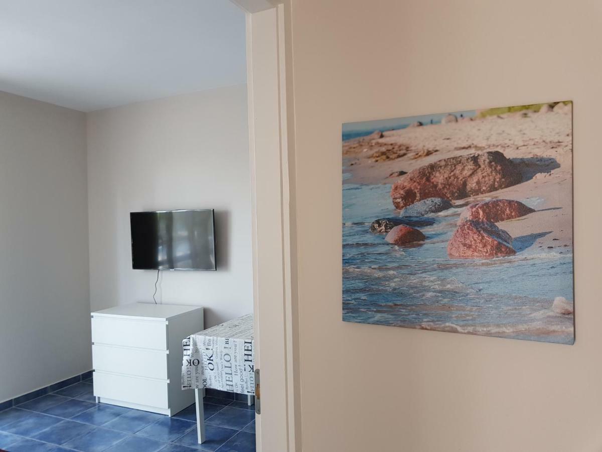 Crystal Es Susanne Panzio Bed & Breakfast Siofok Ngoại thất bức ảnh